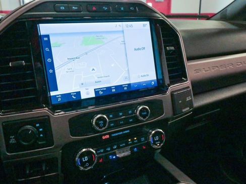 Used 2022 Ford F250 Platinum w/ FX4 Off-Road Package image 18