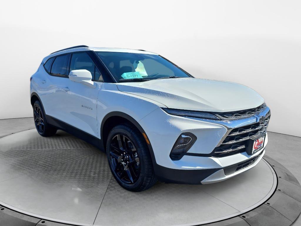 New 2026 Chevrolet Blazer LT w/ Sound & Technology Package AWD/4WD image 7