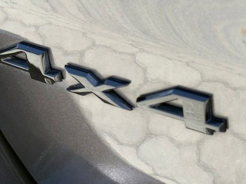 Used 2021 Jeep Grand Cherokee Laredo X AWD/4WD image 31