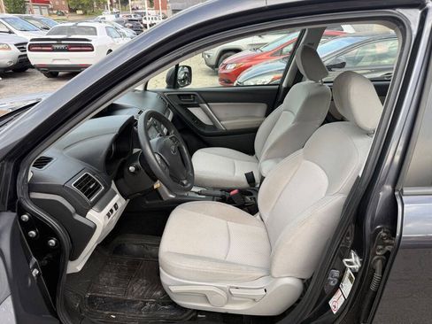 Used 2016 Subaru Forester 2.5i w/ Alloy Wheel Package AWD/4WD image 12