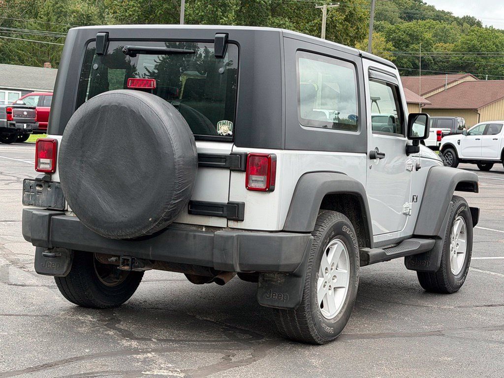 Used 2008 Jeep Wrangler X AWD/4WD image 6