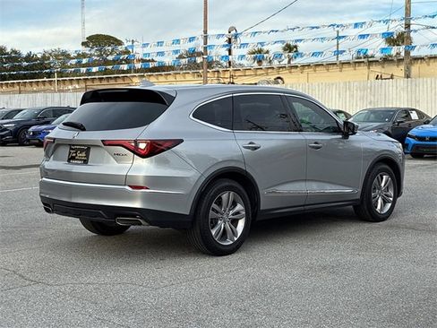 Certified 2023 Acura MDX FWD image 4