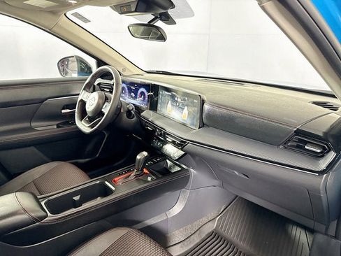 Certified 2025 Nissan Kicks SR w/ SR Premium Package image 26