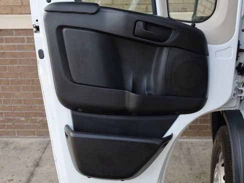 Used 2017 RAM ProMaster 1500 w/ Interior Convenience Group image 12