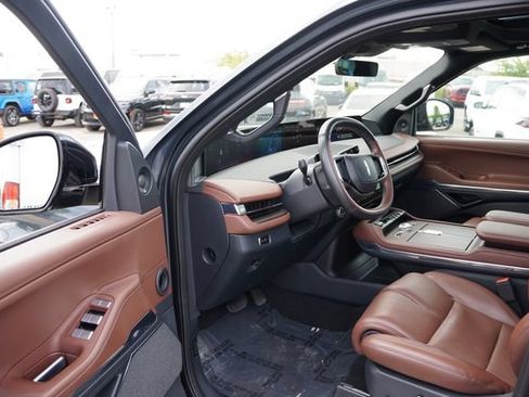 Used 2025 Lincoln Navigator Reserve AWD/4WD image 15