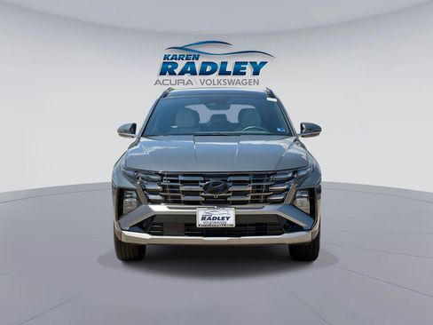 Used 2025 Hyundai Tucson Limited AWD/4WD image 6