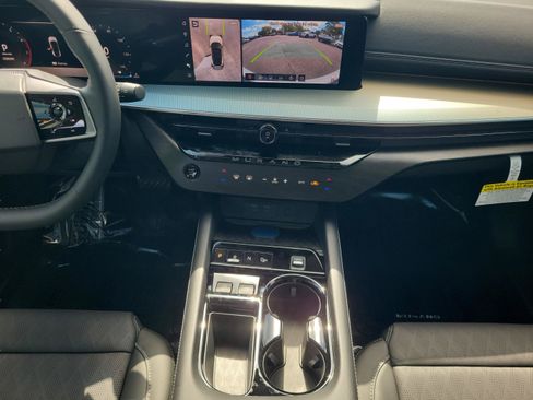 New 2026 Nissan Murano Platinum w/ Cargo Package AWD/4WD image 24