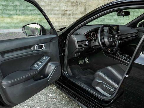 Used 2023 Honda Civic Sport image 23