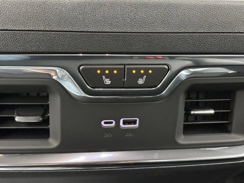 New 2026 GMC Sierra 1500 Denali w/ Denali Reserve Package AWD/4WD image 8
