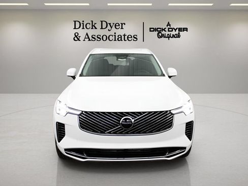 New 2025 Volvo XC90 T8 Core w/ Protection Package AWD/4WD image 6