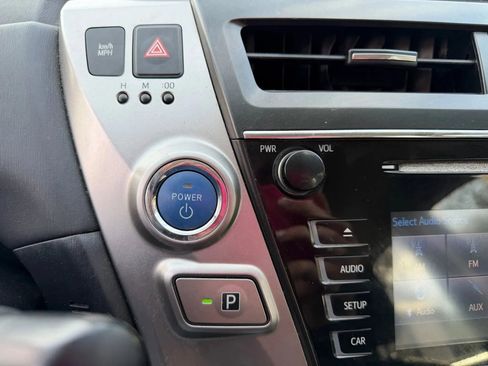 Used 2016 Toyota Prius V Two image 17