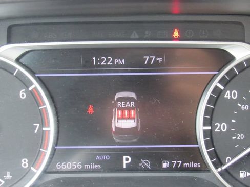Used 2024 Nissan Rogue S AWD/4WD image 31