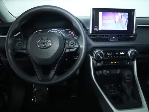 Used 2023 Toyota RAV4 LE image 29