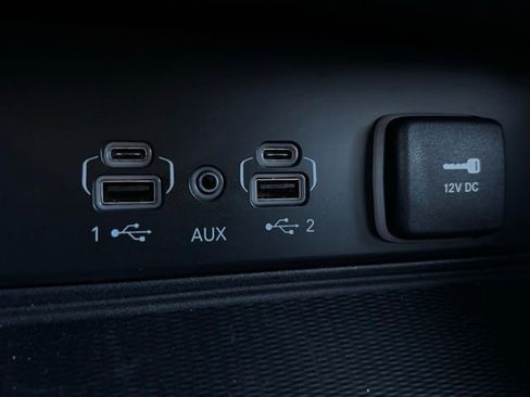 New 2025 Jeep Grand Cherokee Overland w/ Luxury Tech Group IV image 43