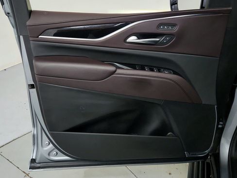 Certified 2024 Cadillac Escalade Sport Platinum w/ LPO, ONYX Package AWD/4WD image 16