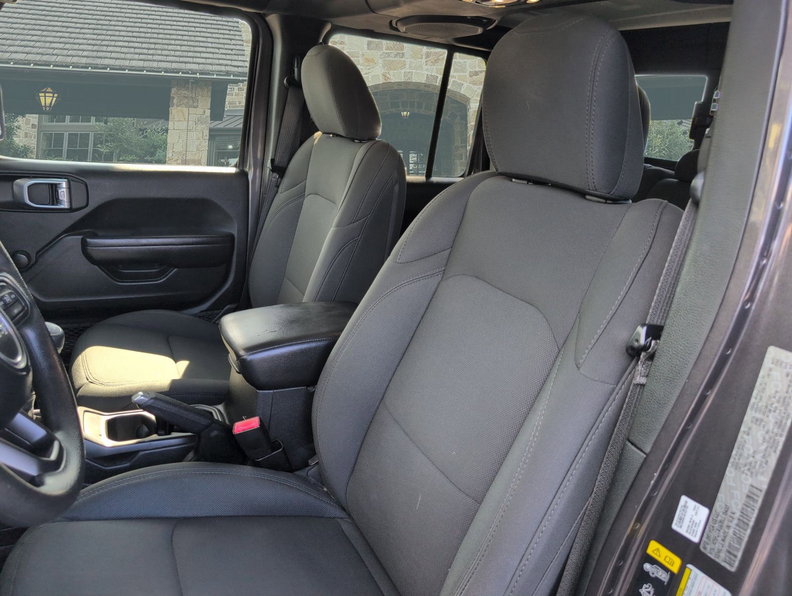 Used 2021 Jeep Gladiator Sport AWD/4WD image 5