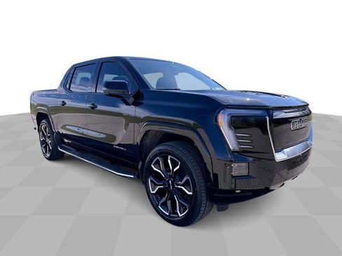 Used 2025 GMC Sierra EV Denali AWD/4WD image 3