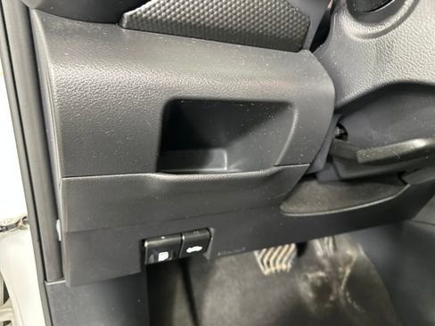 Used 2024 Nissan Kicks SV image 19