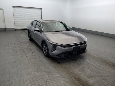 Used 2025 Kia K4 FWD image 13