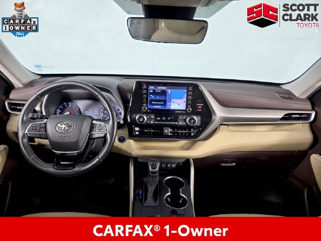 Used 2021 Toyota Highlander XLE FWD image 26