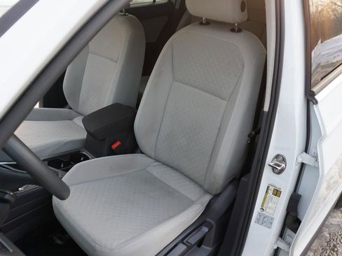 Used 2020 Volkswagen Tiguan S image 19