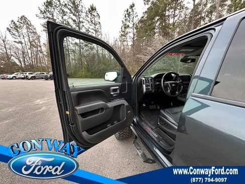 Used 2018 Chevrolet Silverado 1500 LT w/ All Star Edition image 26