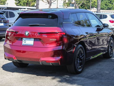 New 2026 BMW iX xDrive60 w/ Premium Package image 6