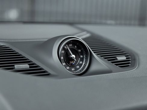 Certified 2026 Porsche Cayenne Coupe AWD/4WD image 25
