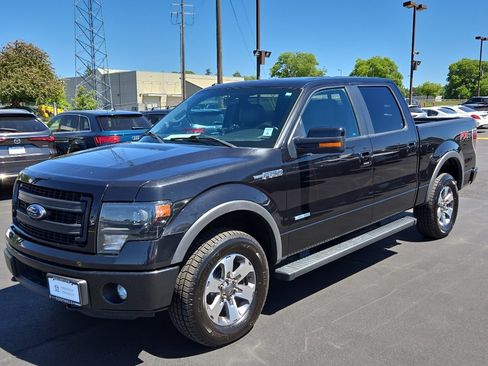 Used 2014 Ford F150 FX4 w/ Equipment Group 402A Luxury AWD/4WD image 3