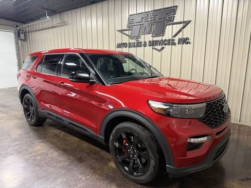 Used 2022 Ford Explorer ST w/ Equipment Group 401A image 6