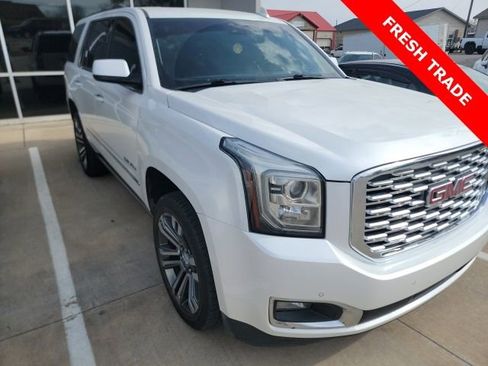 Used 2018 GMC Yukon Denali w/ Denali Ultimate Package image 1