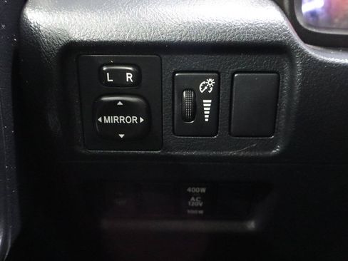 Used 2015 Toyota 4Runner Trail AWD/4WD image 17