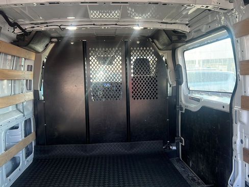 Used 2024 Ford Transit 250 Low Roof w/ Exterior Upgrade Package image 17