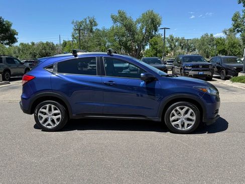 Used 2017 Honda HR-V EX-L image 3