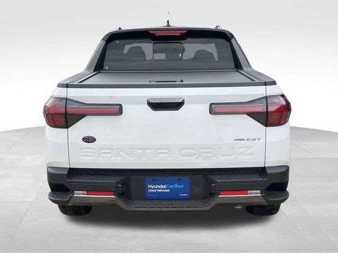Certified 2024 Hyundai Santa Cruz Limited image 3
