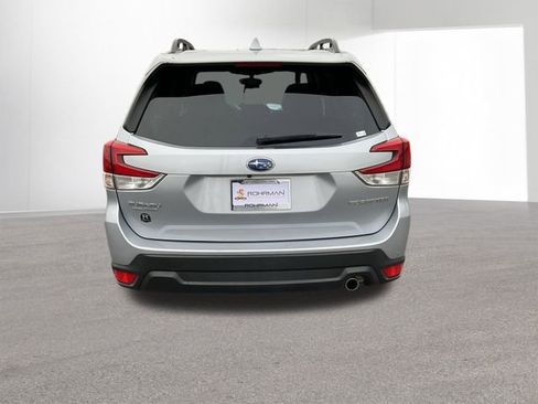 Used 2023 Subaru Forester Limited image 5