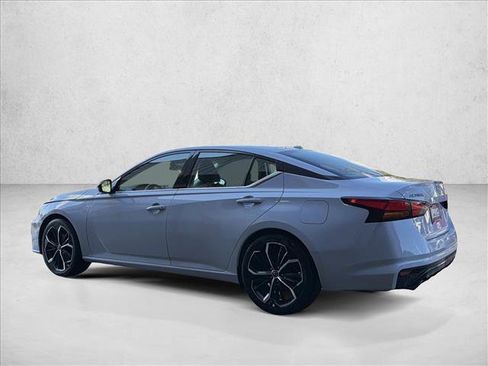 Used 2024 Nissan Altima 2.5 SR image 7