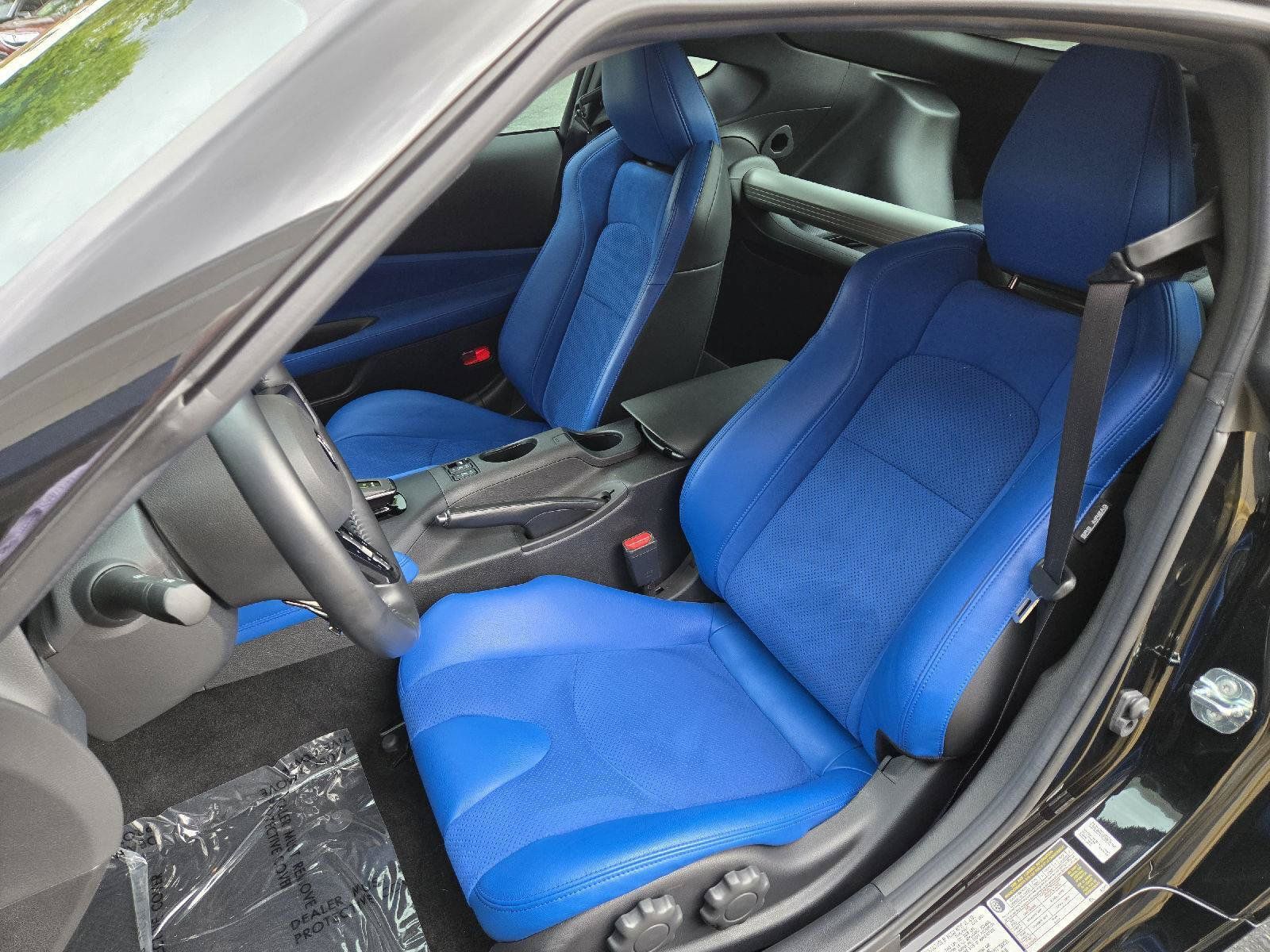 Used 2024 Nissan Z Performance w/ Floor Mat Package RWD image 5