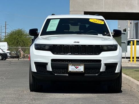 Certified 2023 Jeep Grand Cherokee L Laredo AWD/4WD image 9
