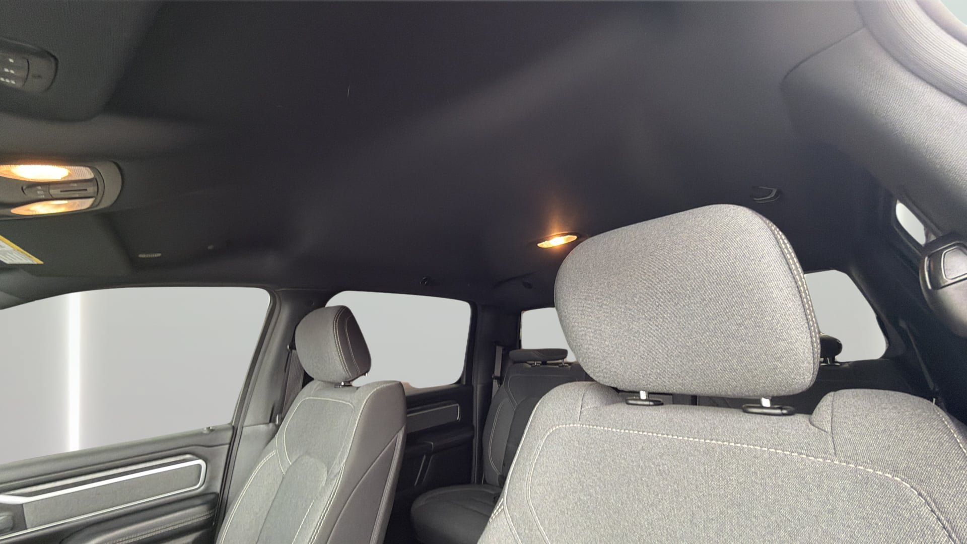 Used 2019 RAM 1500 Big Horn AWD/4WD image 32
