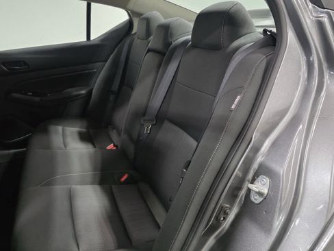 Used 2023 Nissan Altima 2.5 SV FWD image 14