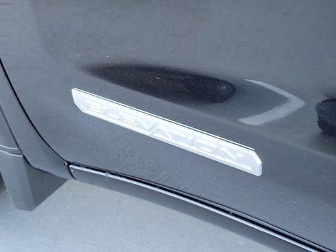 Used 2021 GMC Sierra 1500 Elevation w/ Preferred Package image 10