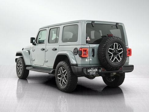 Used 2024 Jeep Wrangler Unlimited Sahara w/ Safety Group AWD/4WD image 3