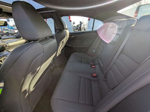 Used 2023 Lexus IS 500 image 29