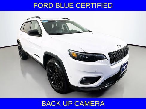 Used 2023 Jeep Cherokee Altitude Lux image 3