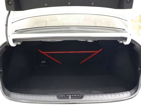 Used 2025 Hyundai Elantra N N image 29