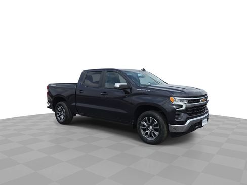 Used 2023 Chevrolet Silverado 1500 LT AWD/4WD image 2