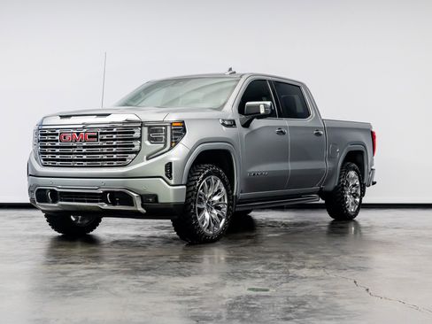 Used 2024 GMC Sierra 1500 Denali image 7