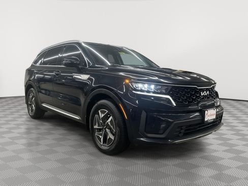 Used 2022 Kia Sorento S image 3