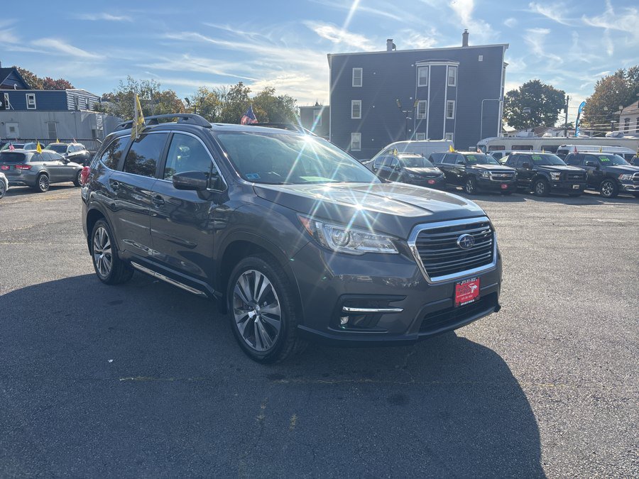 Used 2020 Subaru Ascent Limited w/ Technology Package AWD/4WD image 3